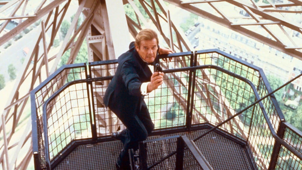 Roger Moore, James Bond