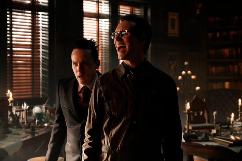 Gotham, Nothing's Shocking
