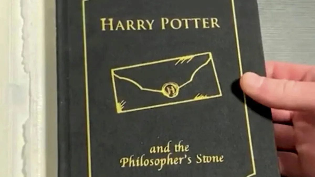 Bookbinder Removes JK Rowling’s Name From Harry Potter Books